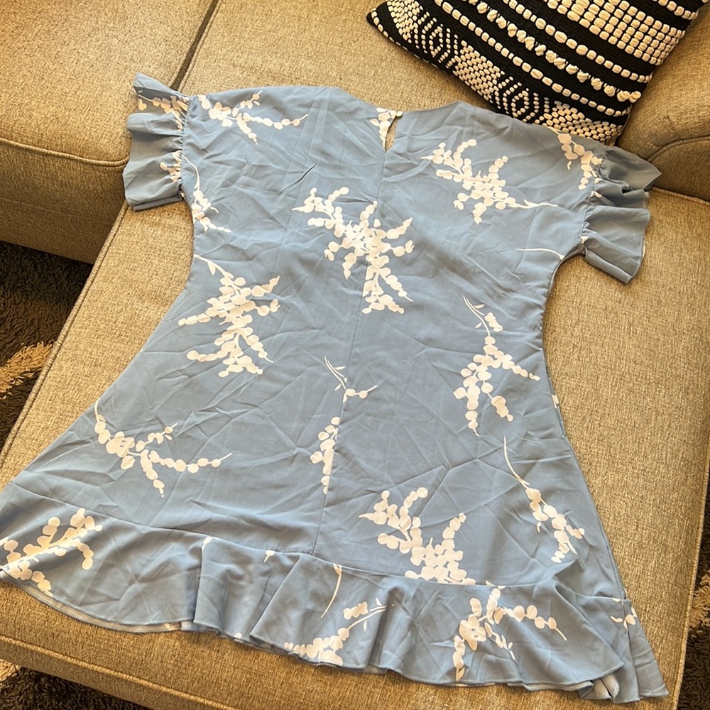 NWOT 💙Ruffle Summer Dress💙 - Picture 2 of 4